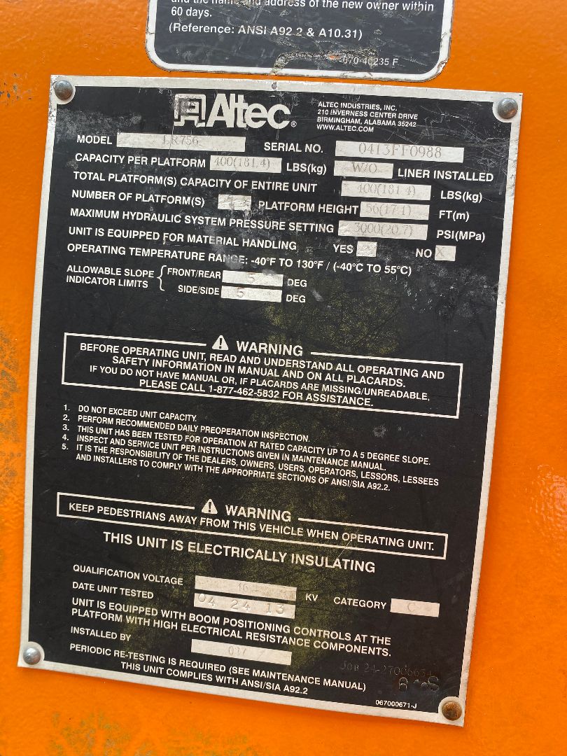 2013 FORD F750 - Image 11